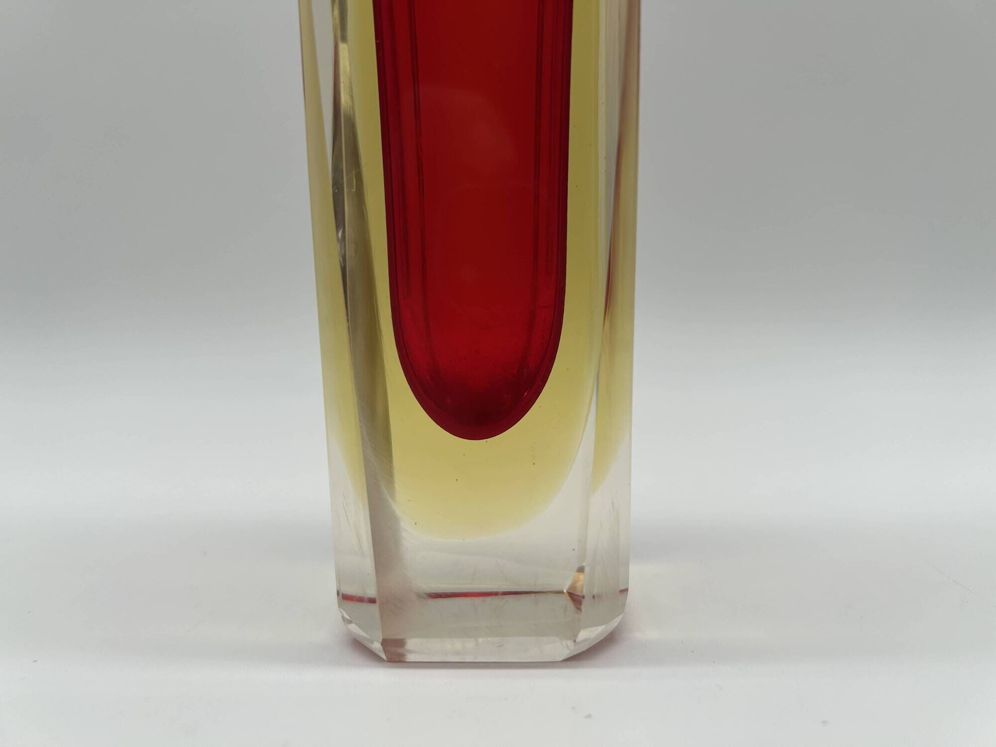 Sommerso vase attributed to Flavio Poli