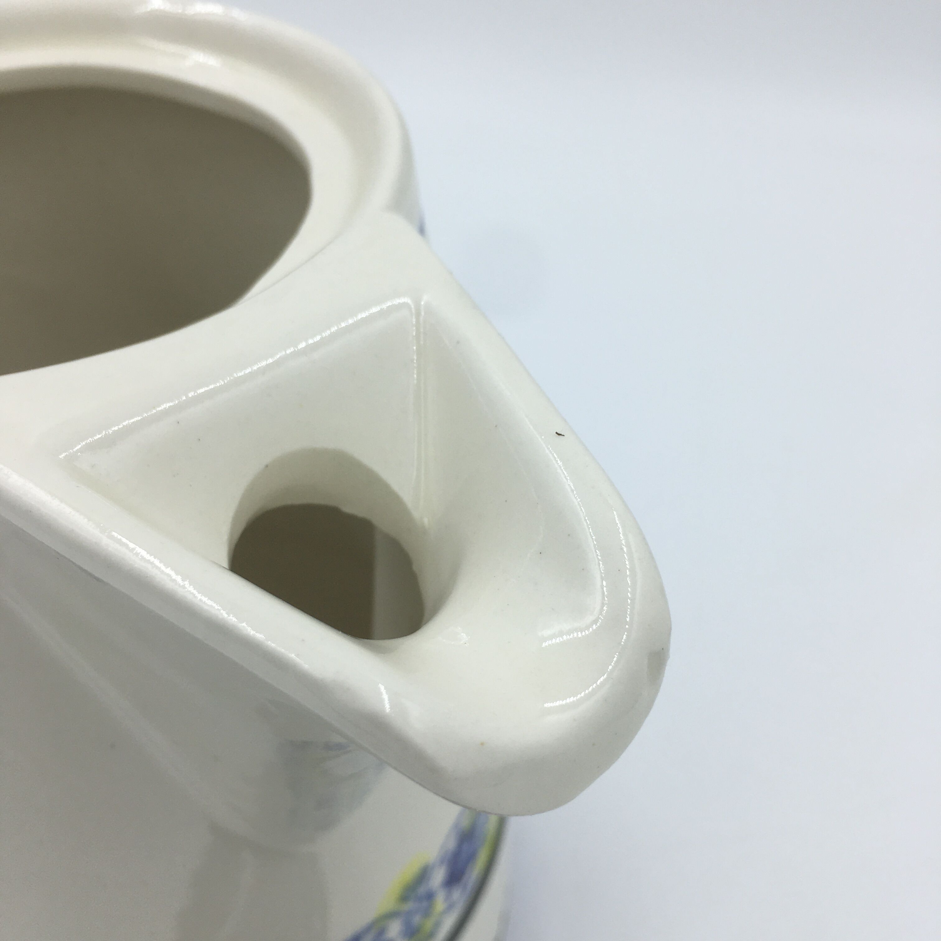 Foreign ceramic coffee maker