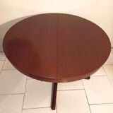 Vintage round mahogany table with central base