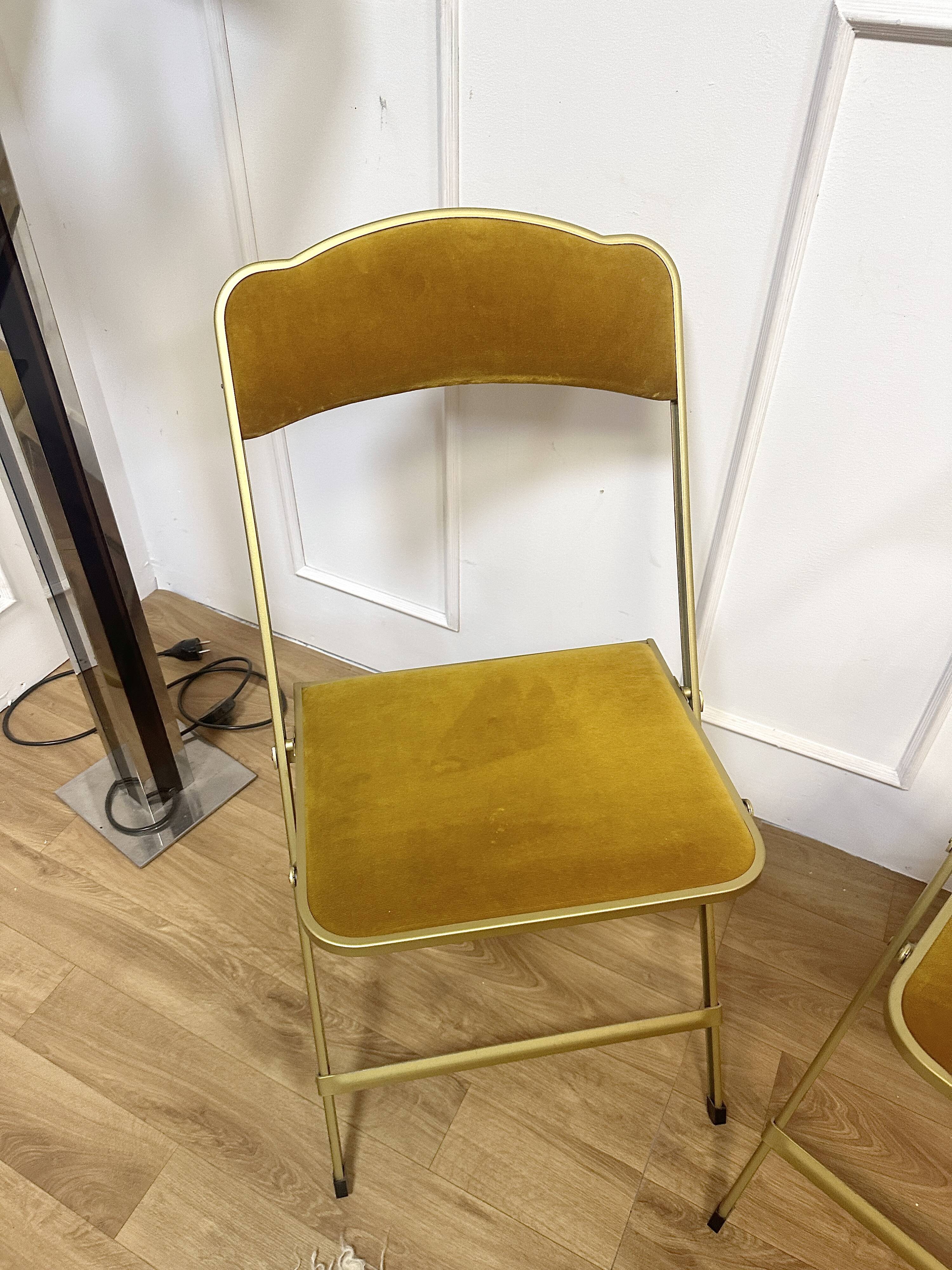 Pair of chaisor folding chairs
