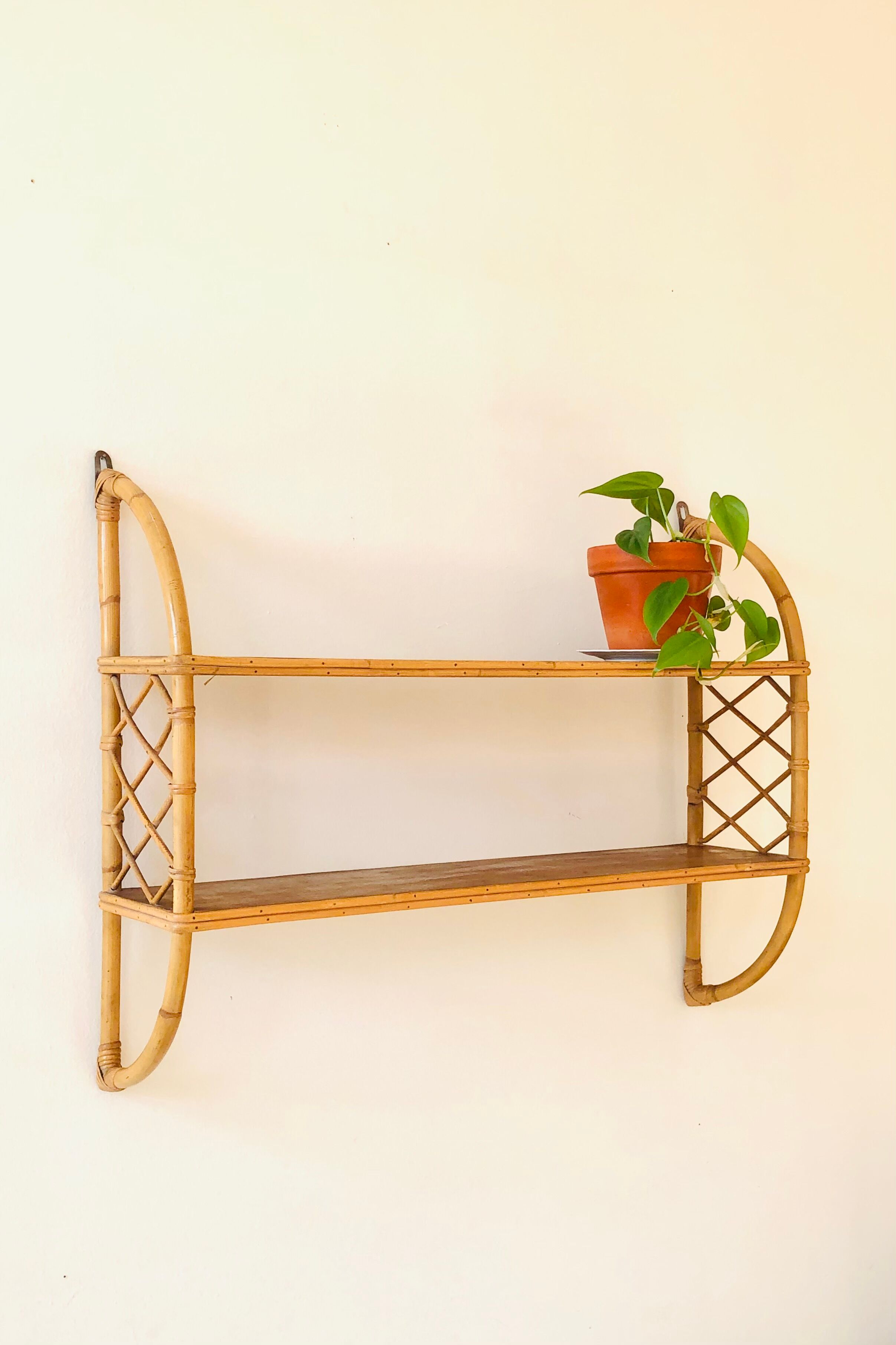 Rattan wall shelf 80x60cm