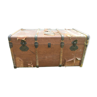 Old travel trunk to restore