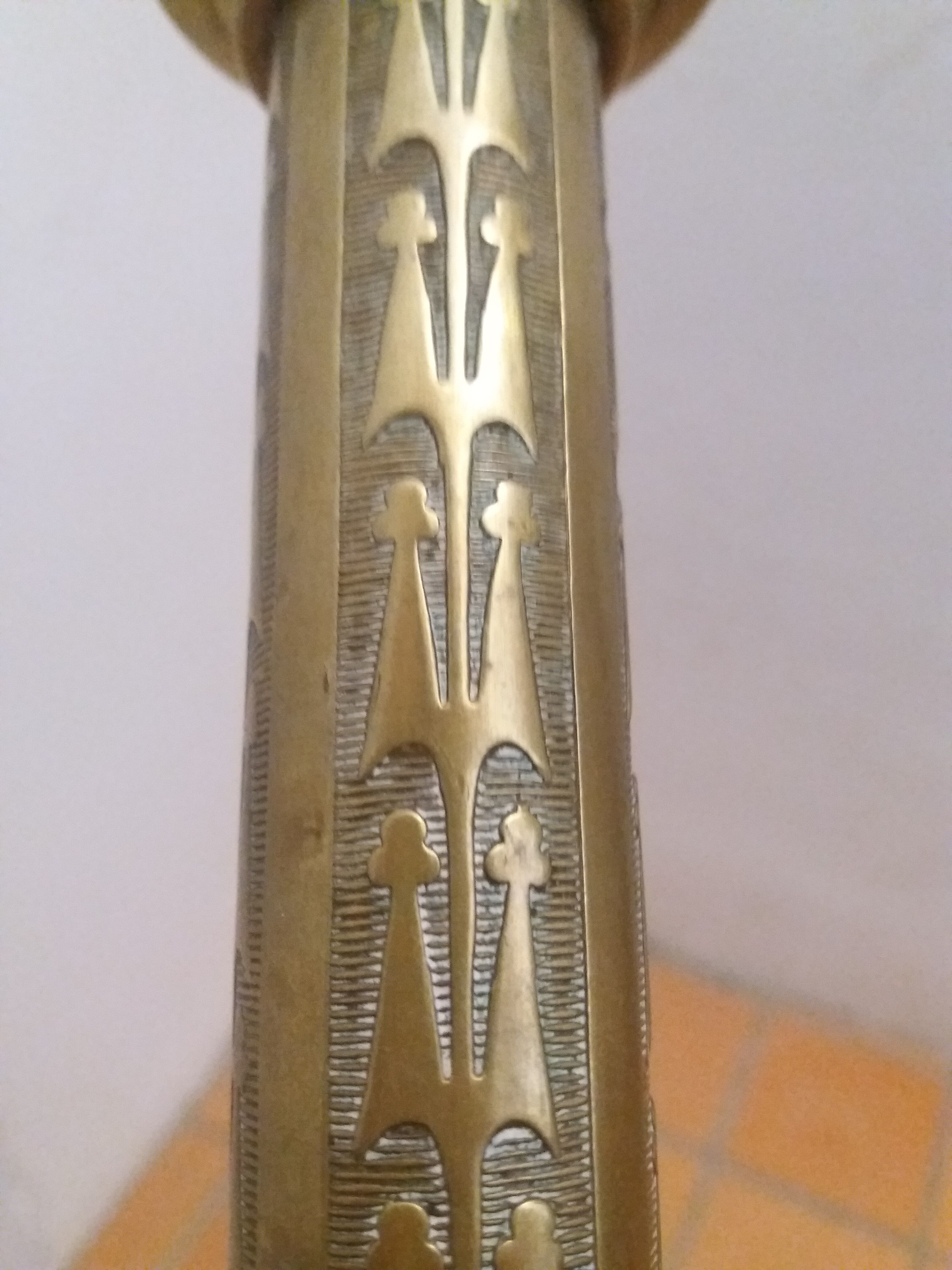 Former dive-candle brass