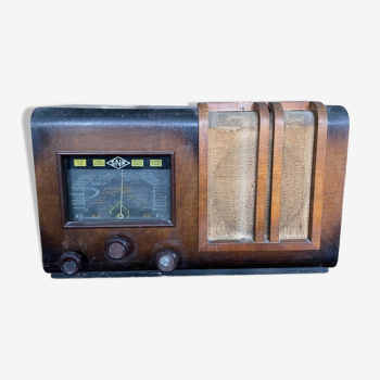 Vintage radio