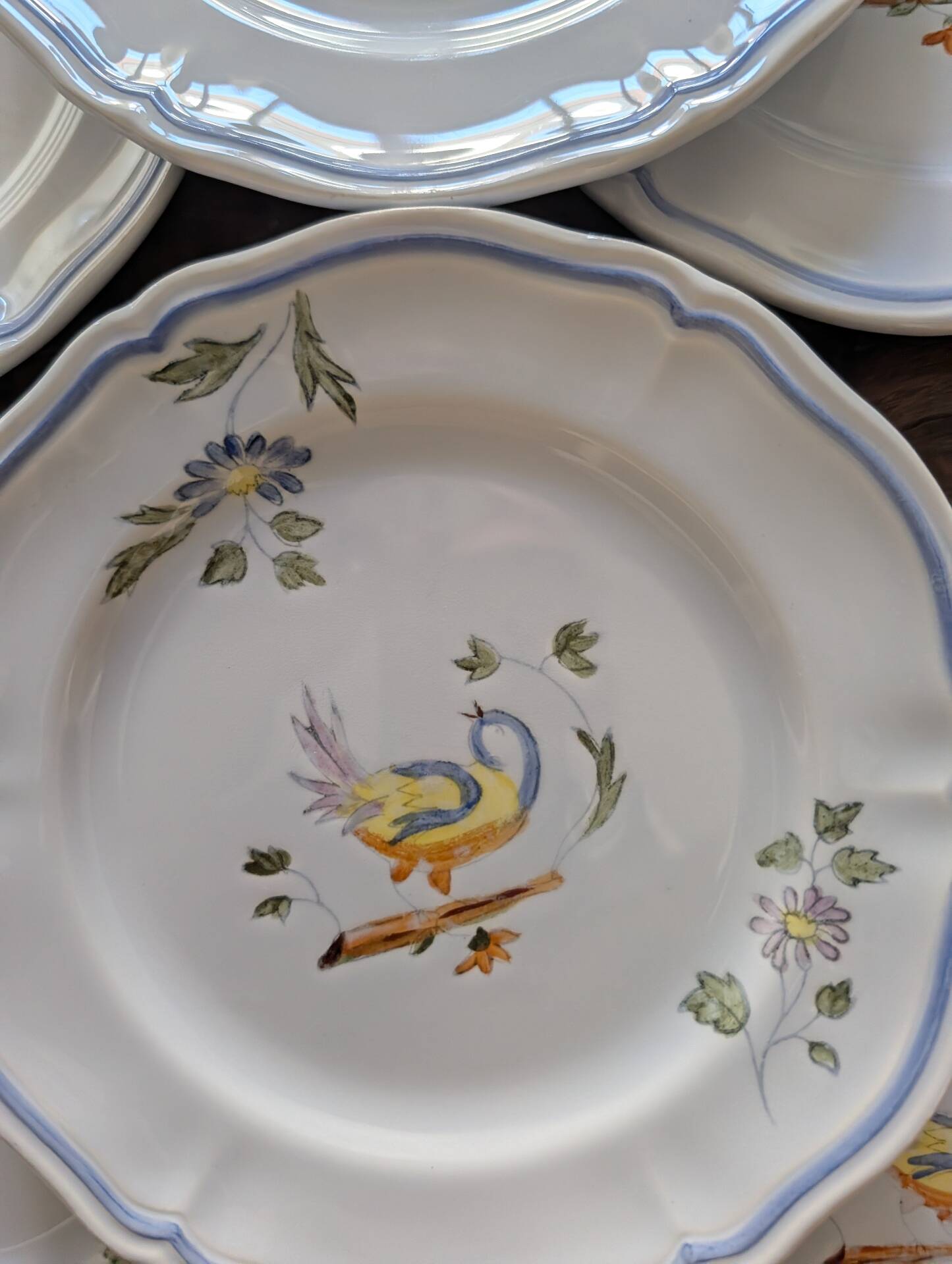 7 hand-painted earthenware dessert plates – France, 1950s