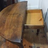 Table demi-lune