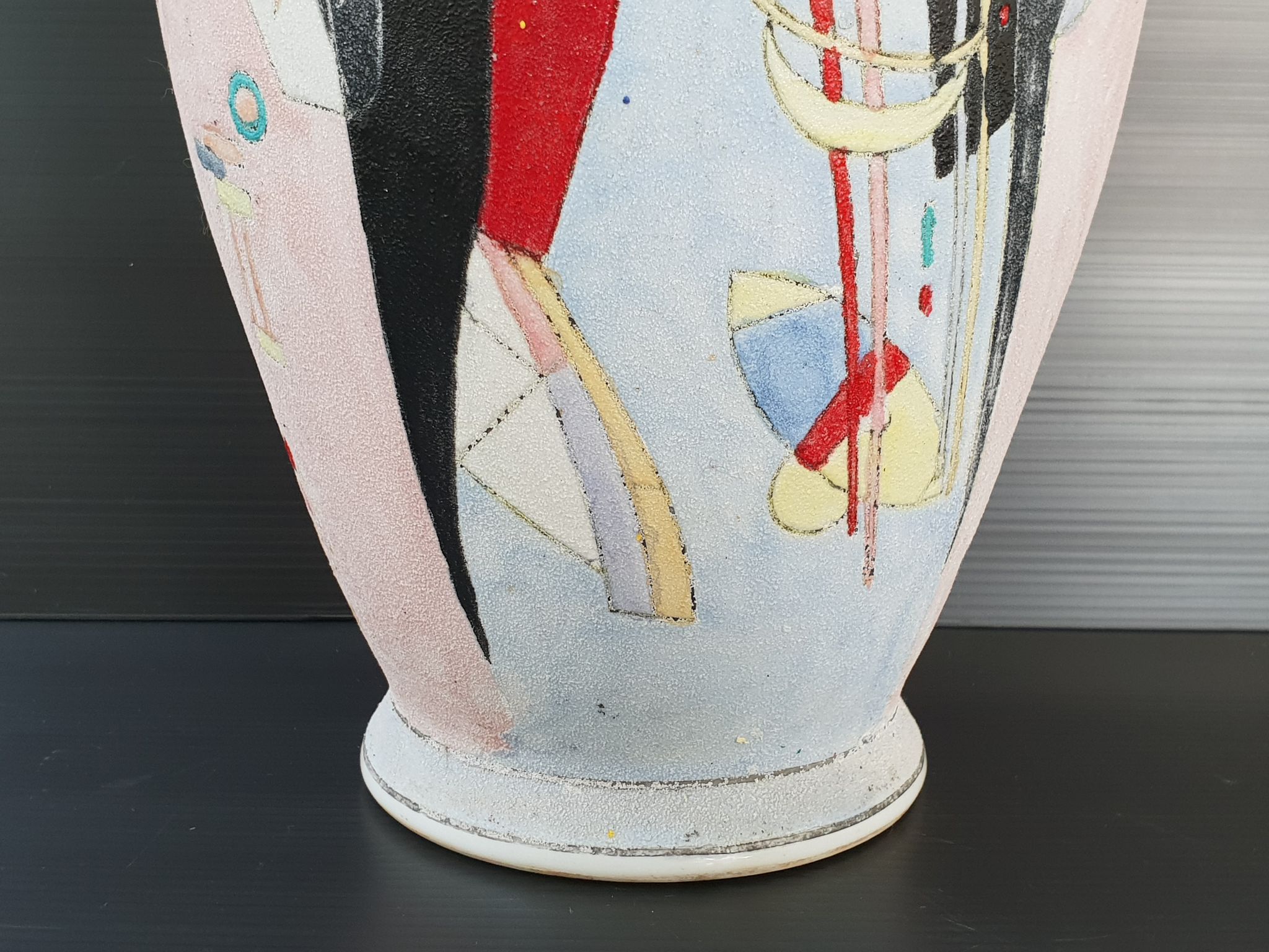 Vintage Italian vase 1980