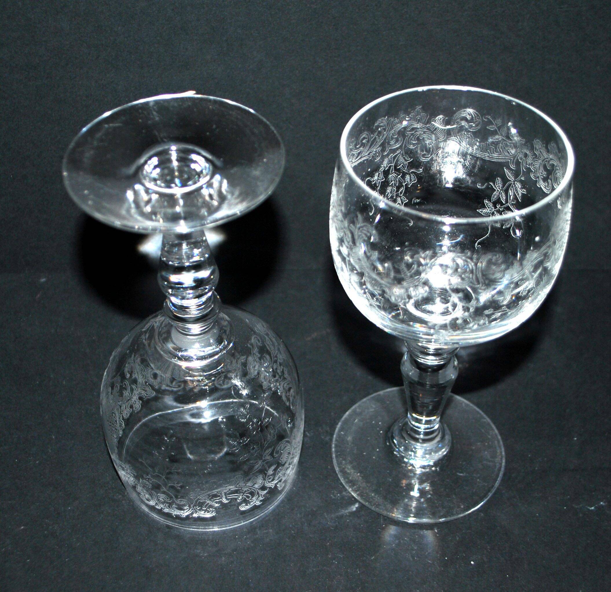 Saint-Louis set of 2 Rocaille acid-etched crystal balloon wine glasses H14.3