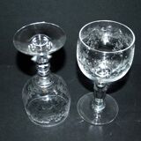 Saint-Louis set of 2 Rocaille acid-etched crystal balloon wine glasses H14.3
