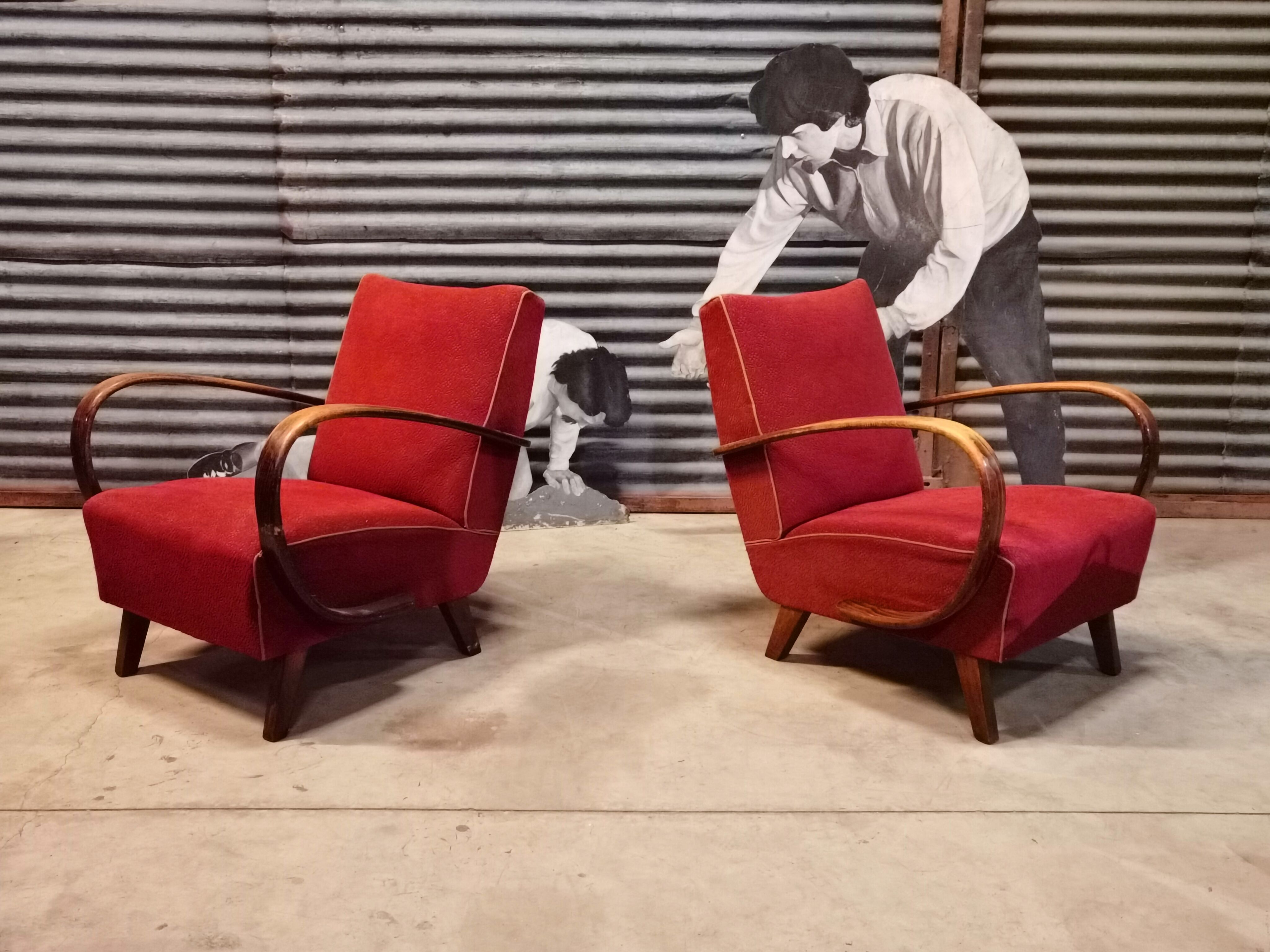 Pair of H 410 armchairs by Jindřich Halabala for Up Zavody