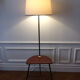 Lampadaire tripode tablette porte revue années 60