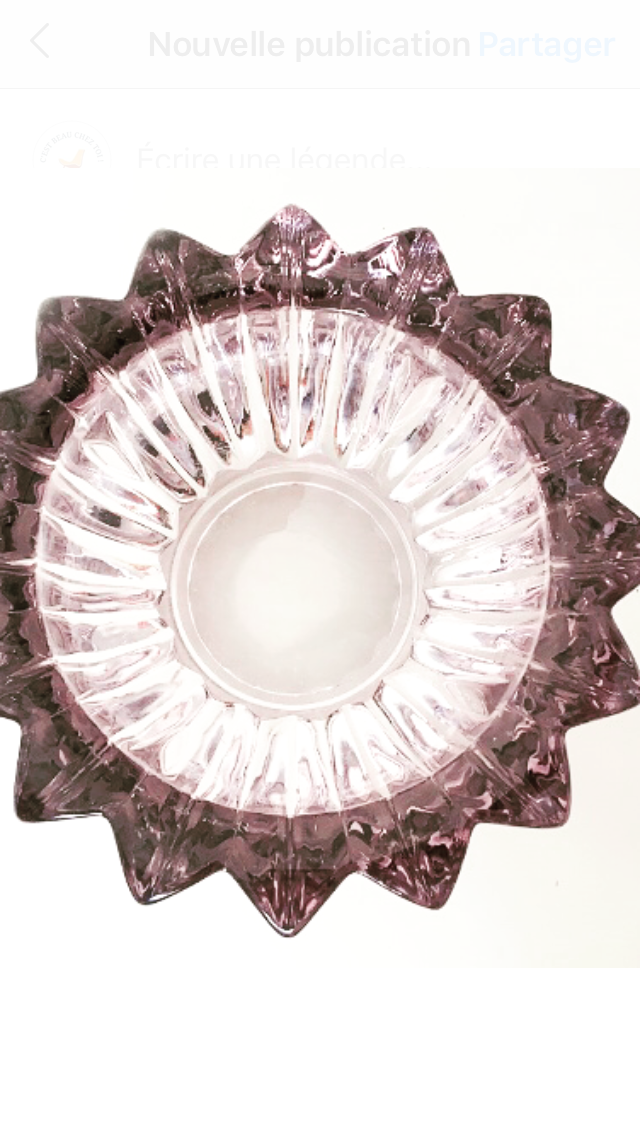 P. D'Avesn purple crystal cup