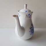 Blue floral teapot in fine bohemian porcelain signed TK Thun