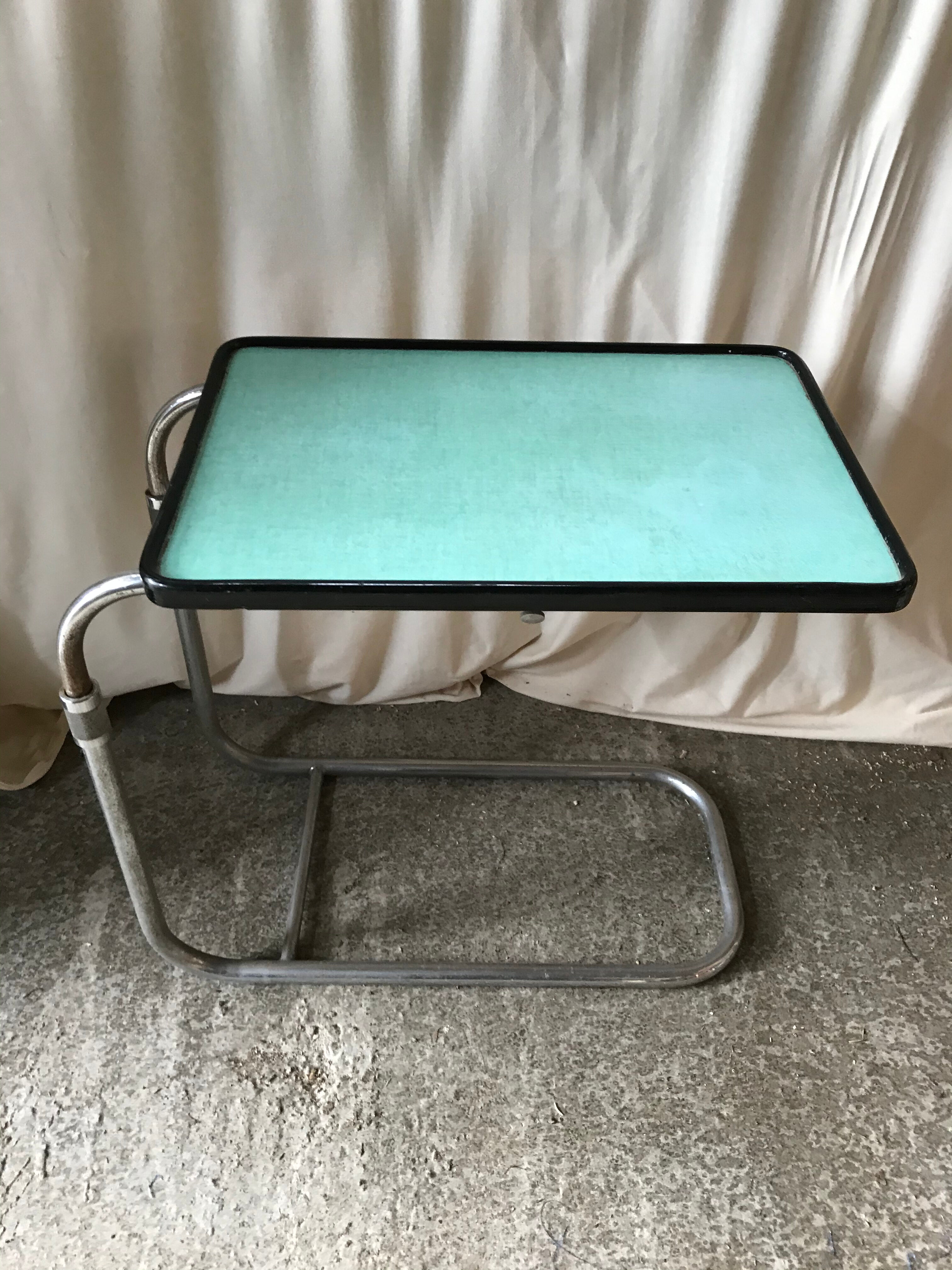 Old tablet L’Adaptable