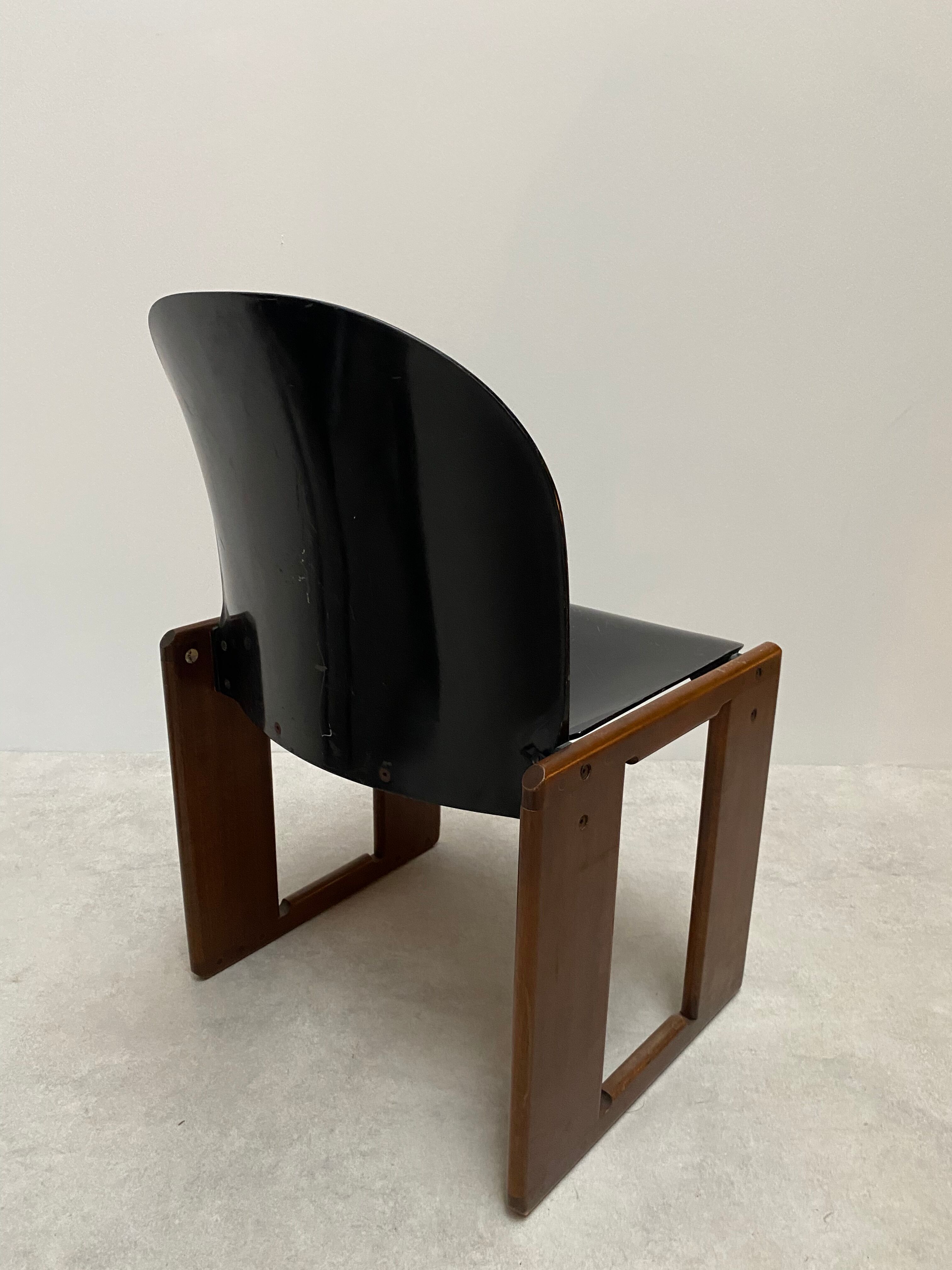 Pair of chairs of Afra and Tobia scarpa model dialogo