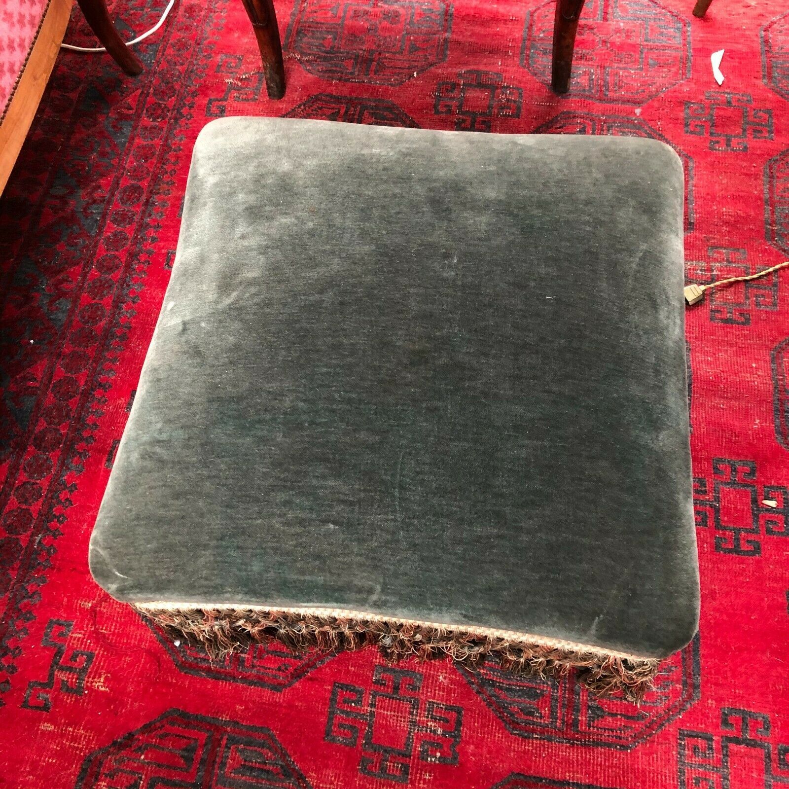 Tabouret pouf carré en velours vert 19e siècle