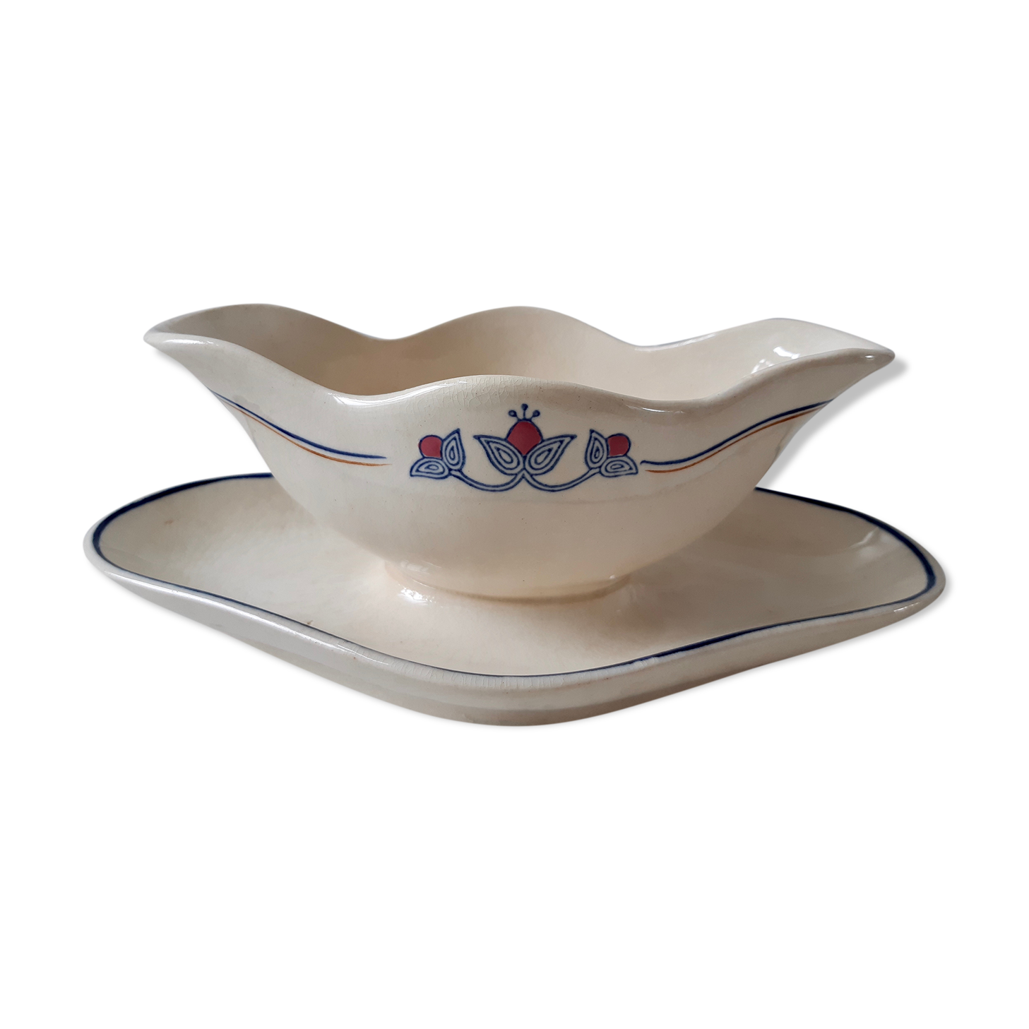 Saucière Terre de Fer Salins E Charbonnier model Tregastel