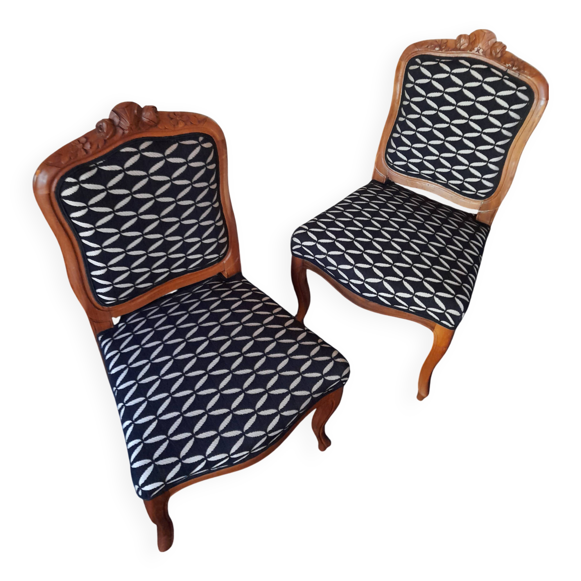 Louis XV chair from the mid-19th century