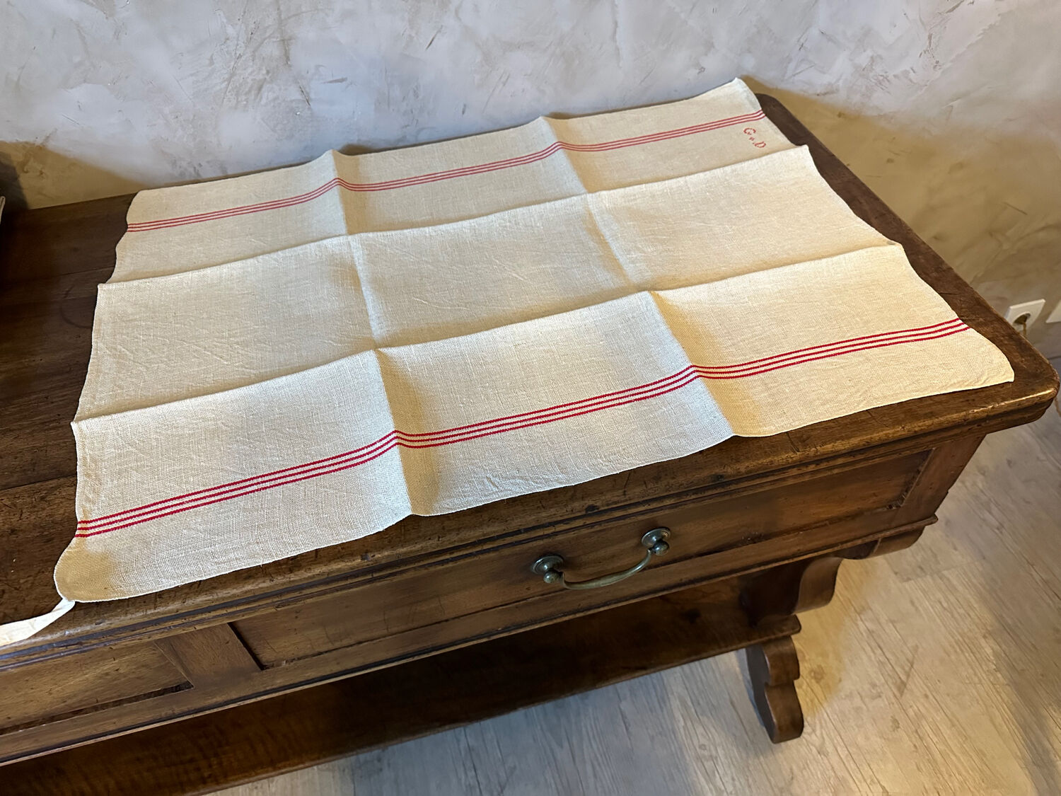 Set of 12 tea towels