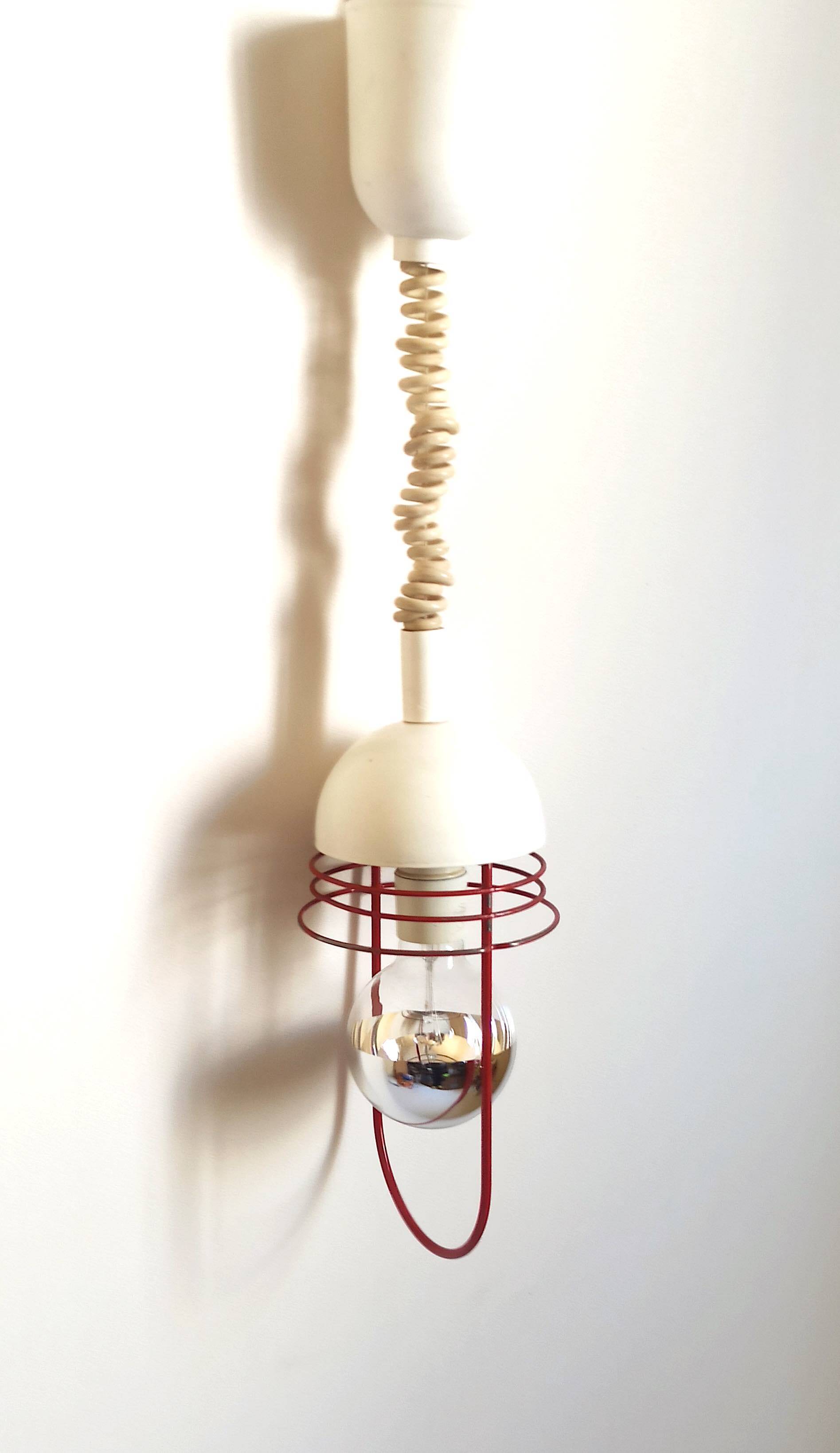 White and red 60s rise and fall suspension