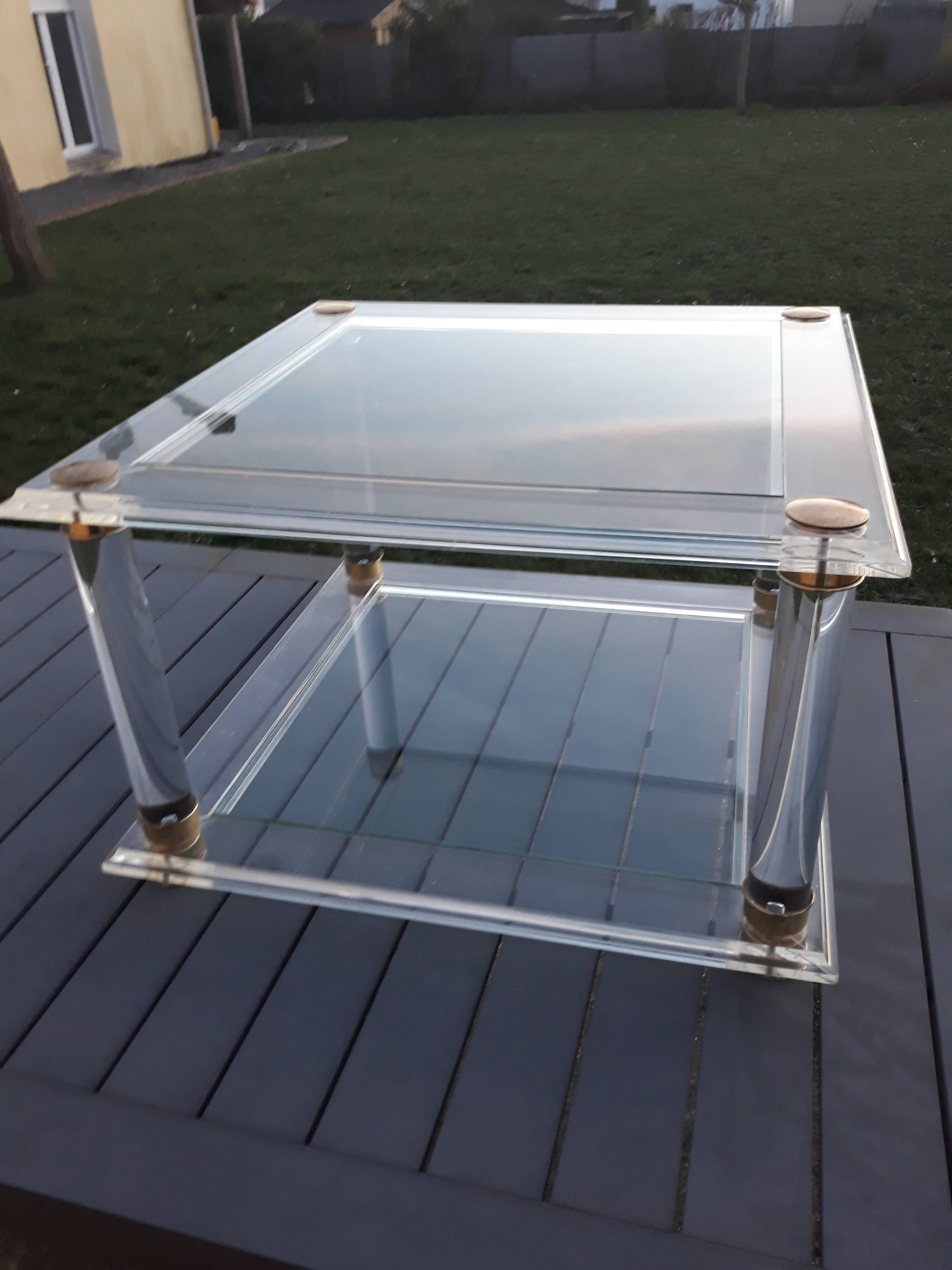 Vintage 1970s design glass and plexiglass coffee table.