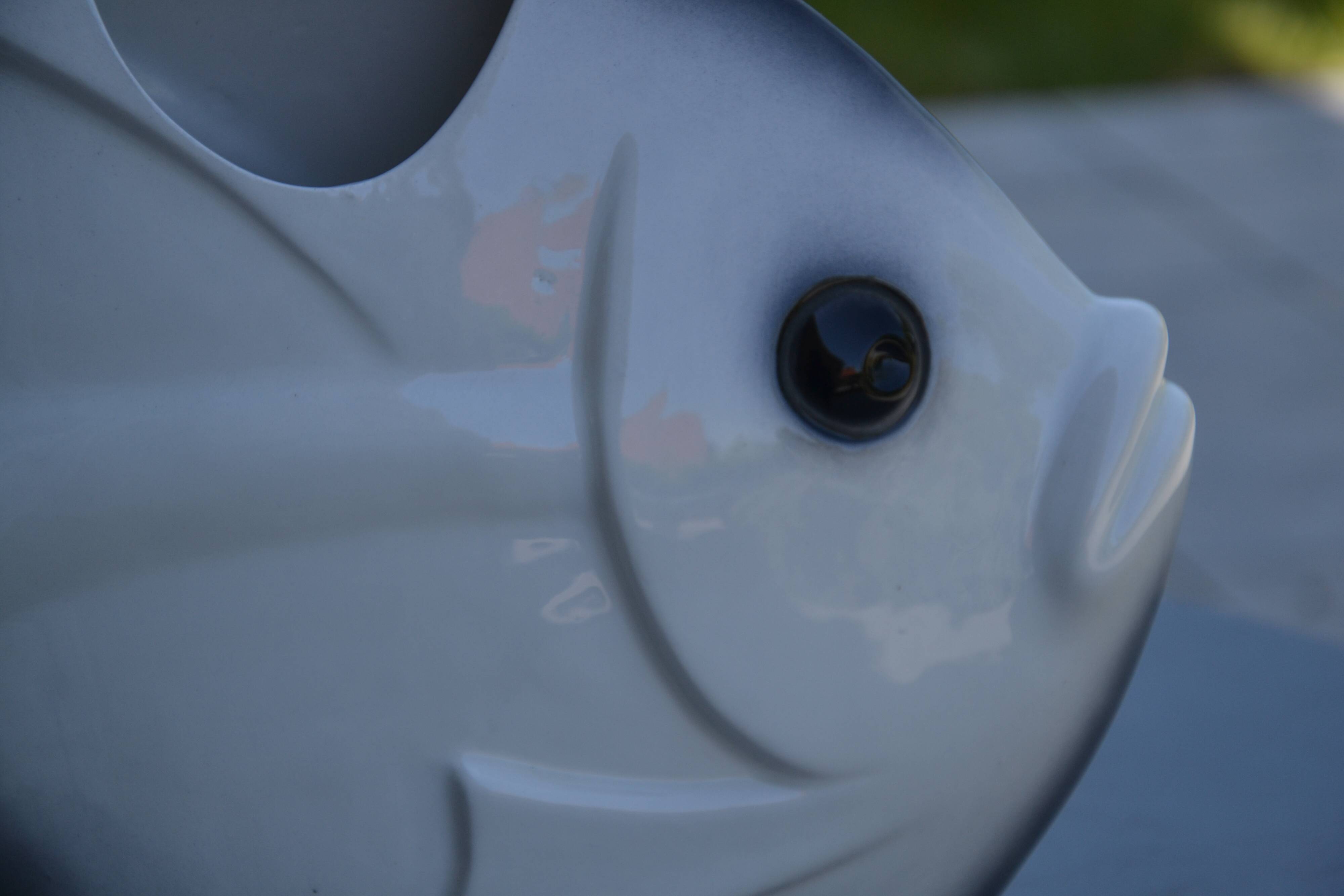 Large vase/sculpture fish from the 1960s.