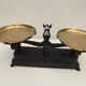 Old complete roberval balance in black cast iron with fine lines (force 5 kg)