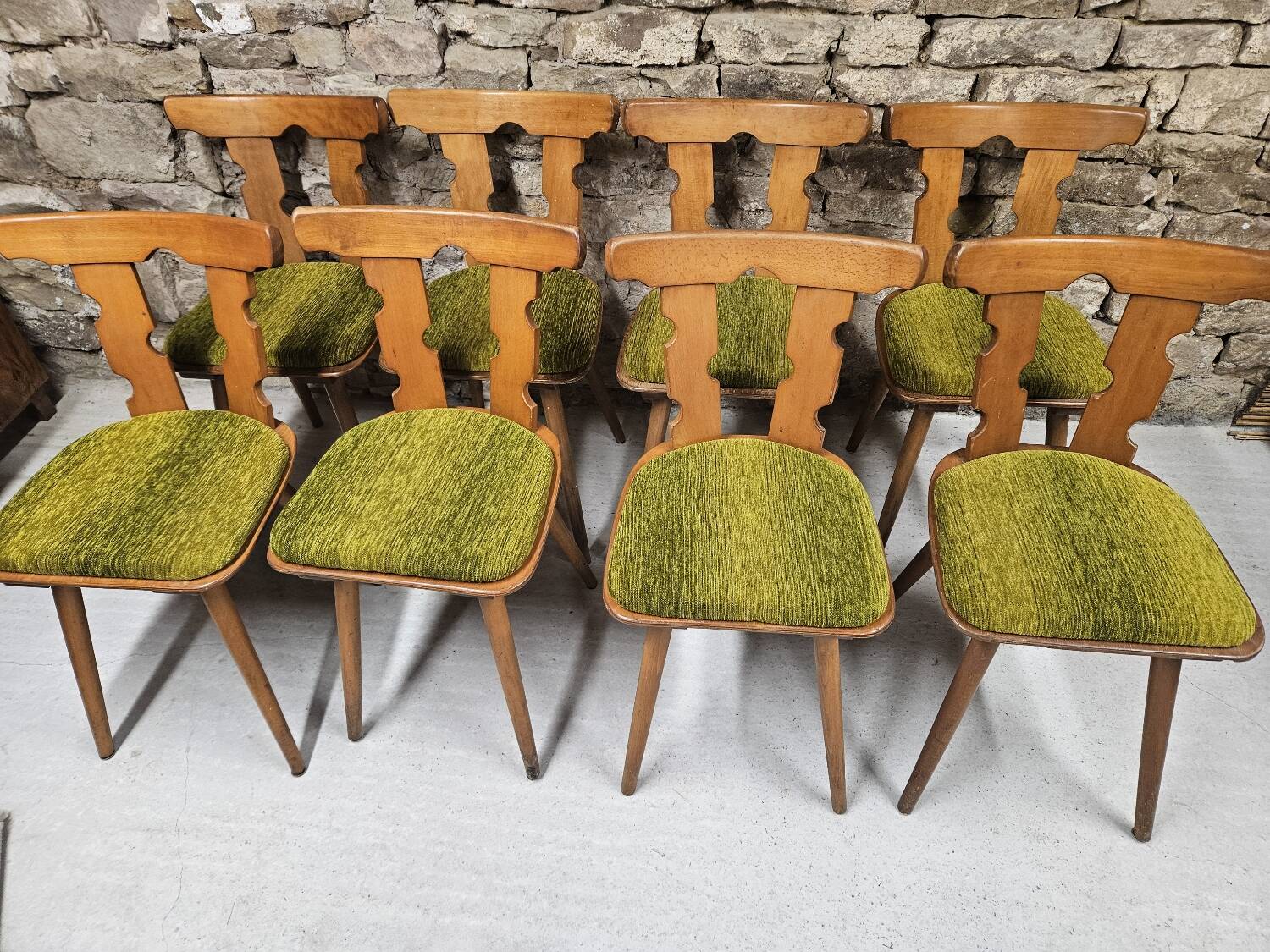 Lot  8 chaises bistrot 1970"