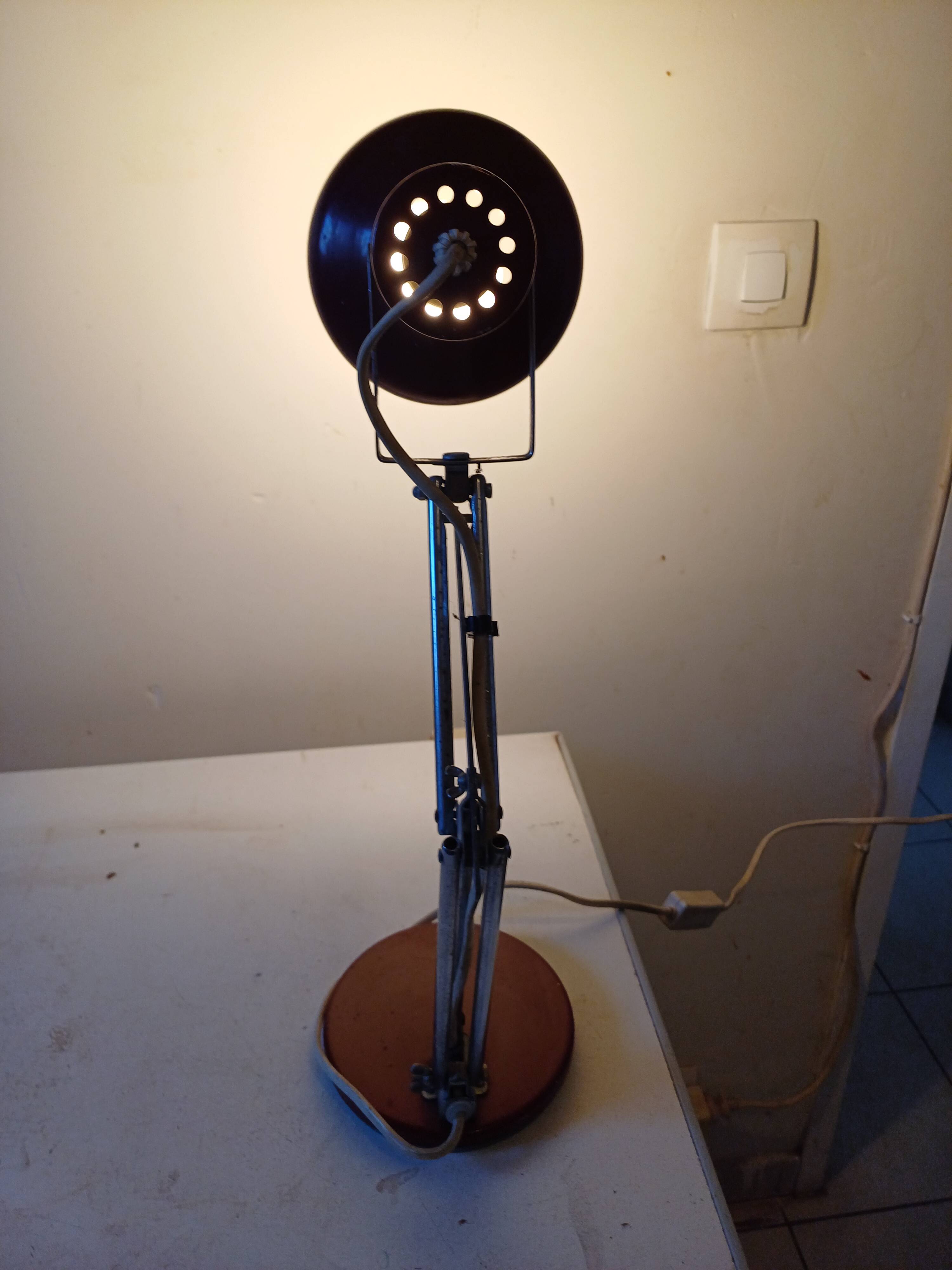 Vintage Iron Metal Chrome Lamp