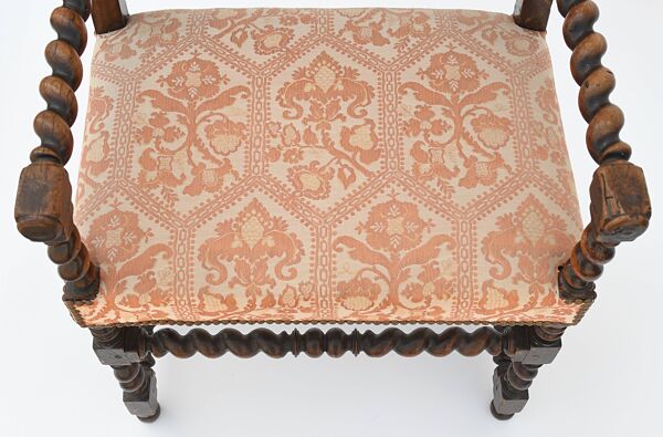 Chaise à bras d'époque louis xiii