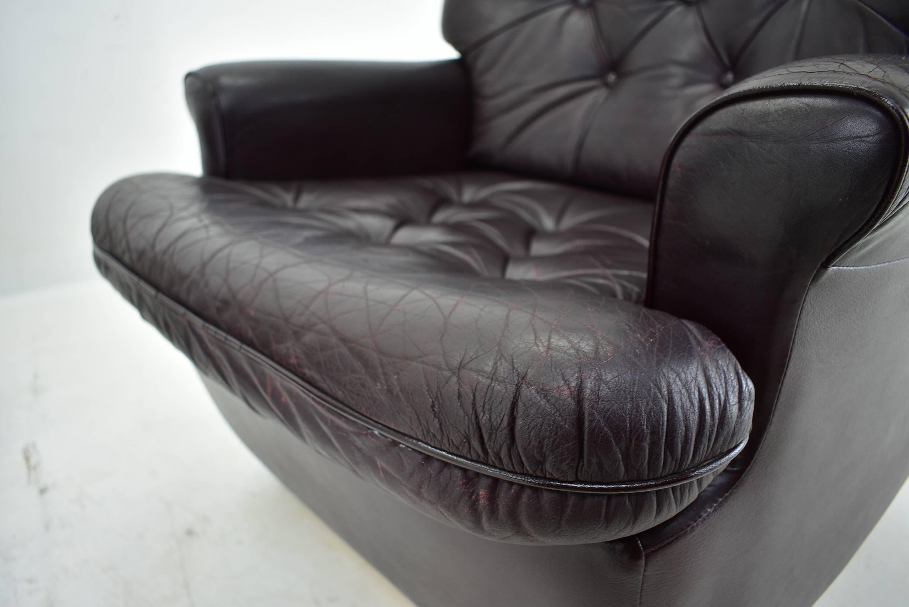 Design, Scandinavian, leather armchairs by Peem, 1970s, Finland