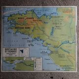 Vintage school map mdi france brittany, vendée, pays de la loire.