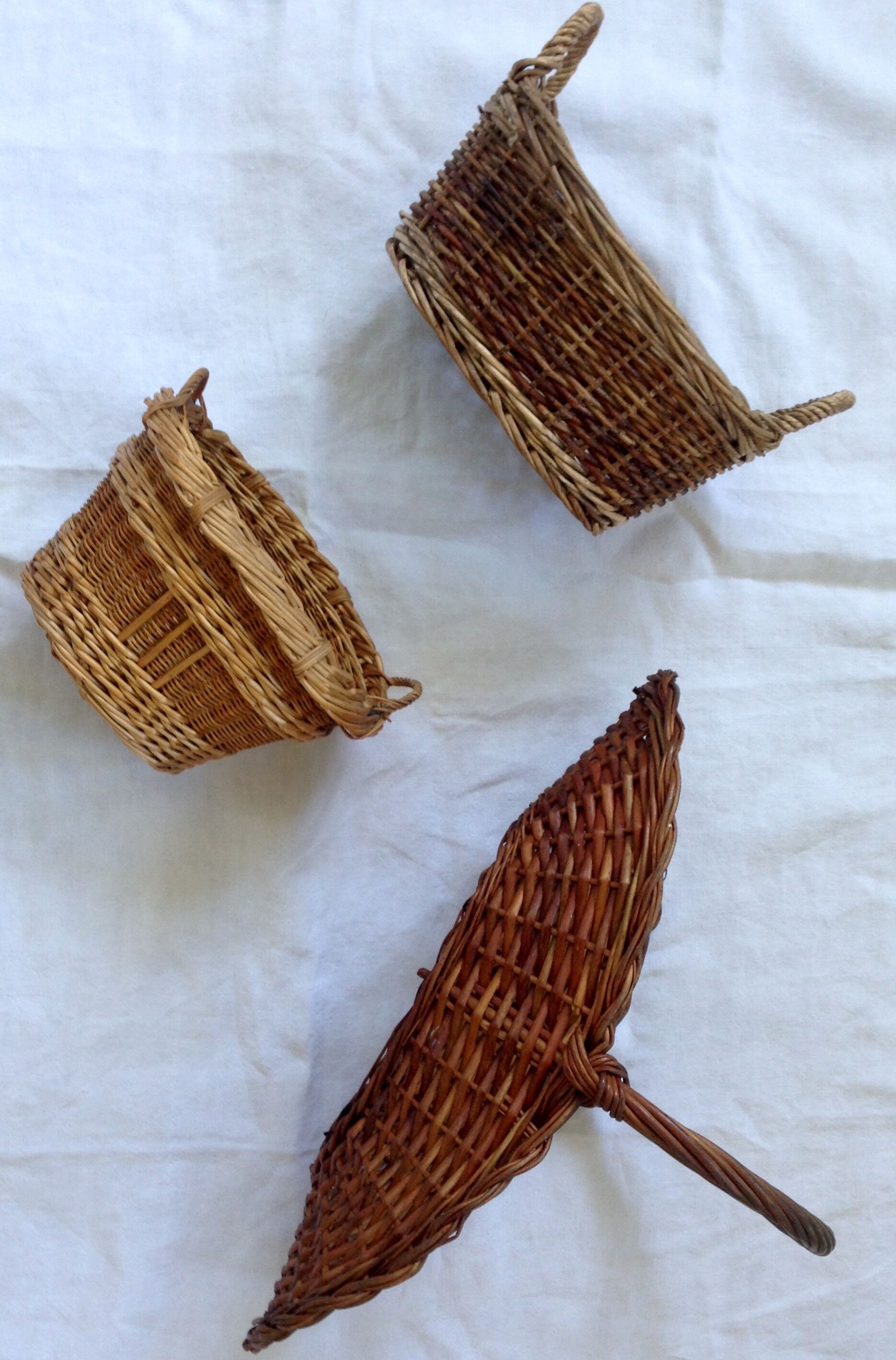 Trio de petits paniers anciens