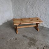 pine coffee table