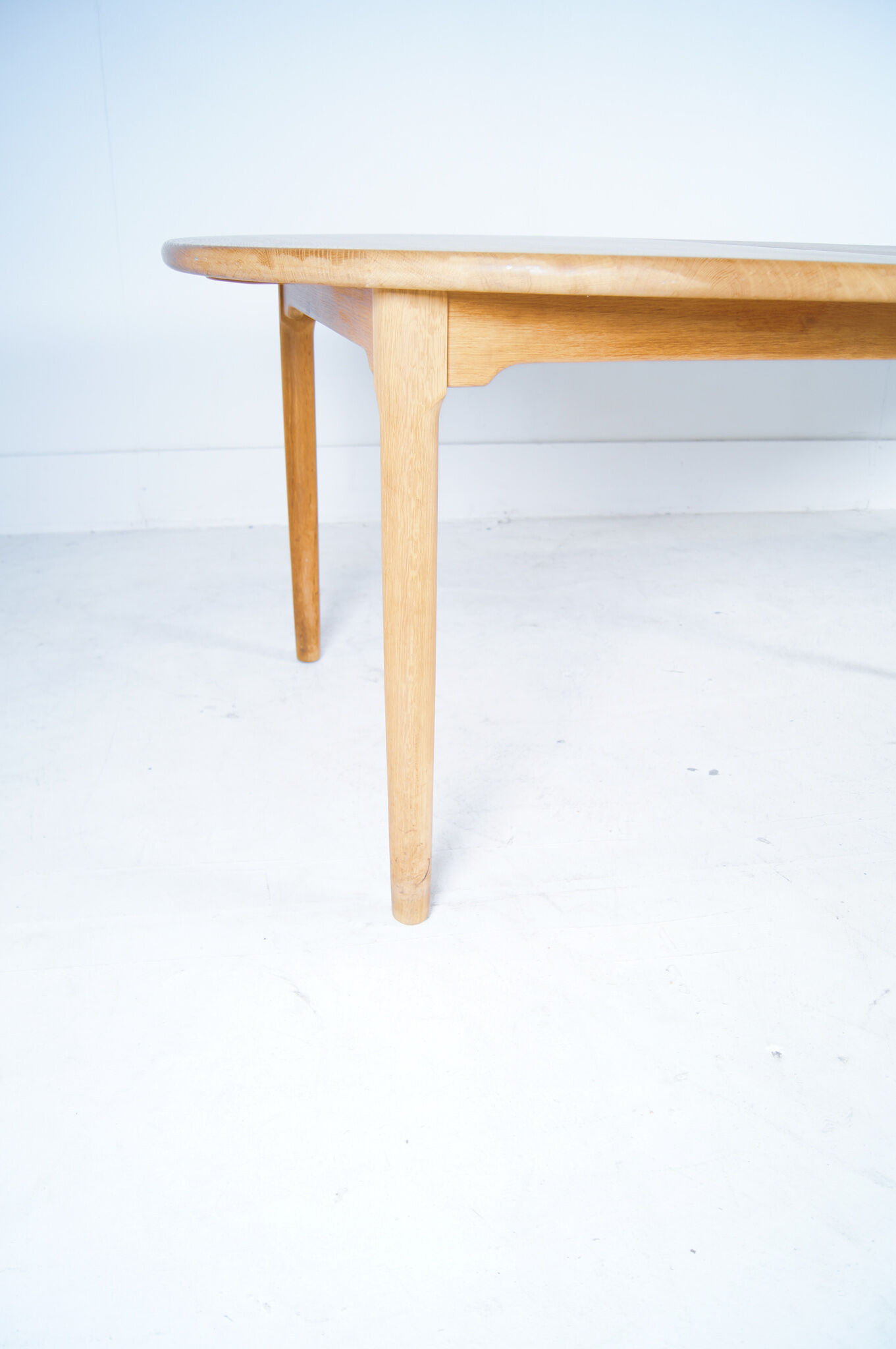 KP Møbler - Kurt Østervig - massive oak extendable dining table