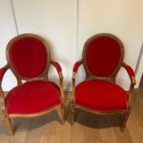 Paire de fauteuils cabriolet XVIème
