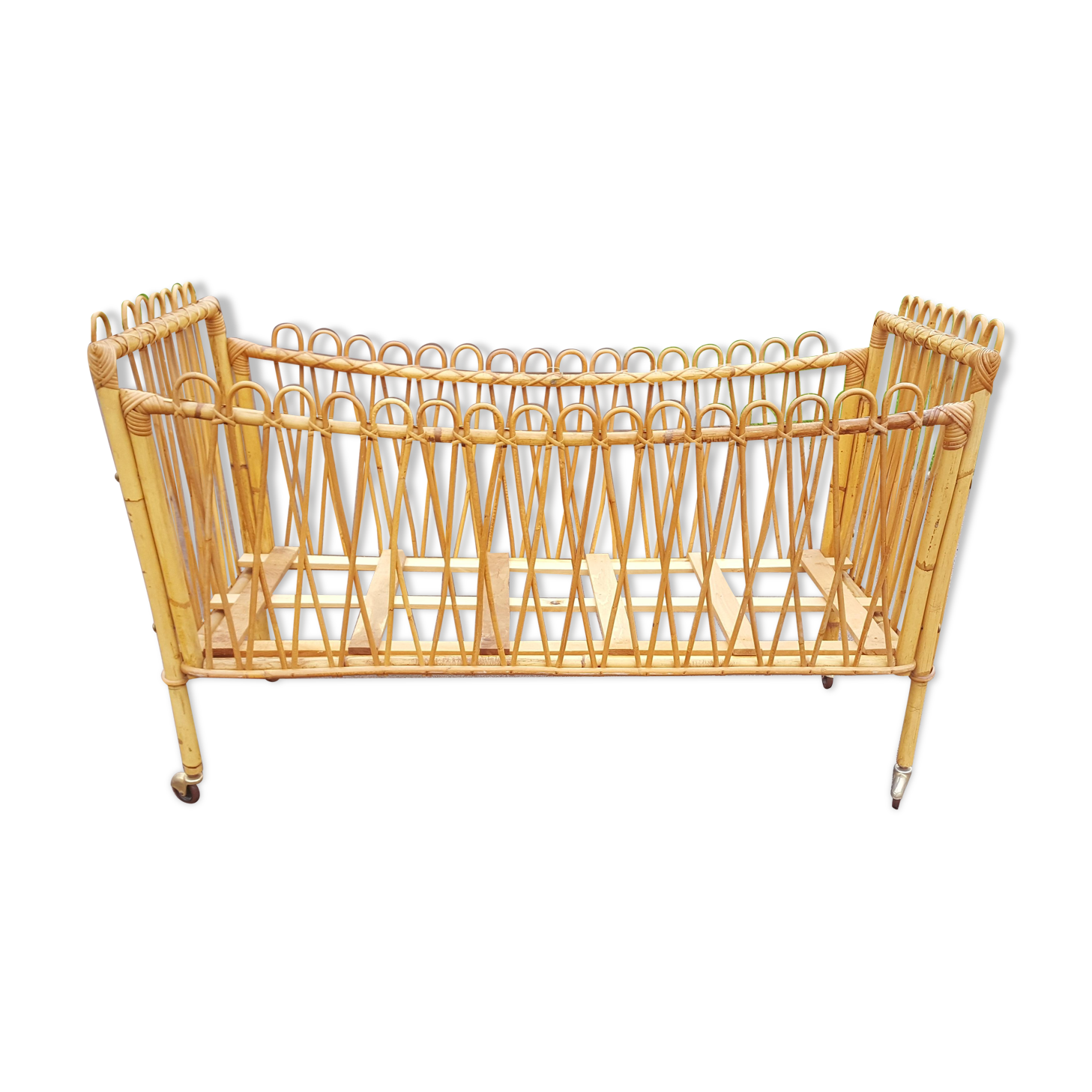 Children's rattan bed 1950