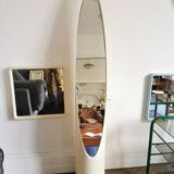 Unghia Mirror