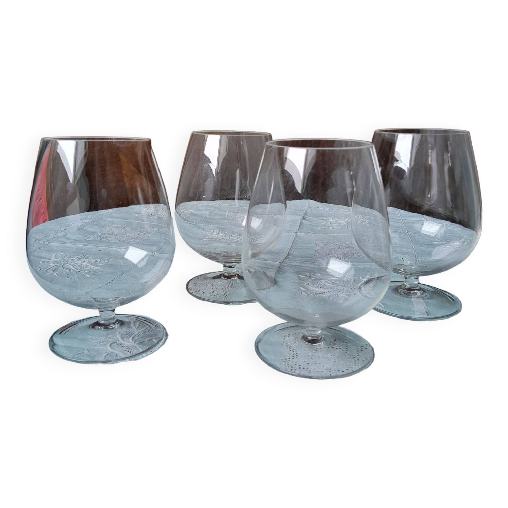 Large crystal cognac balloons