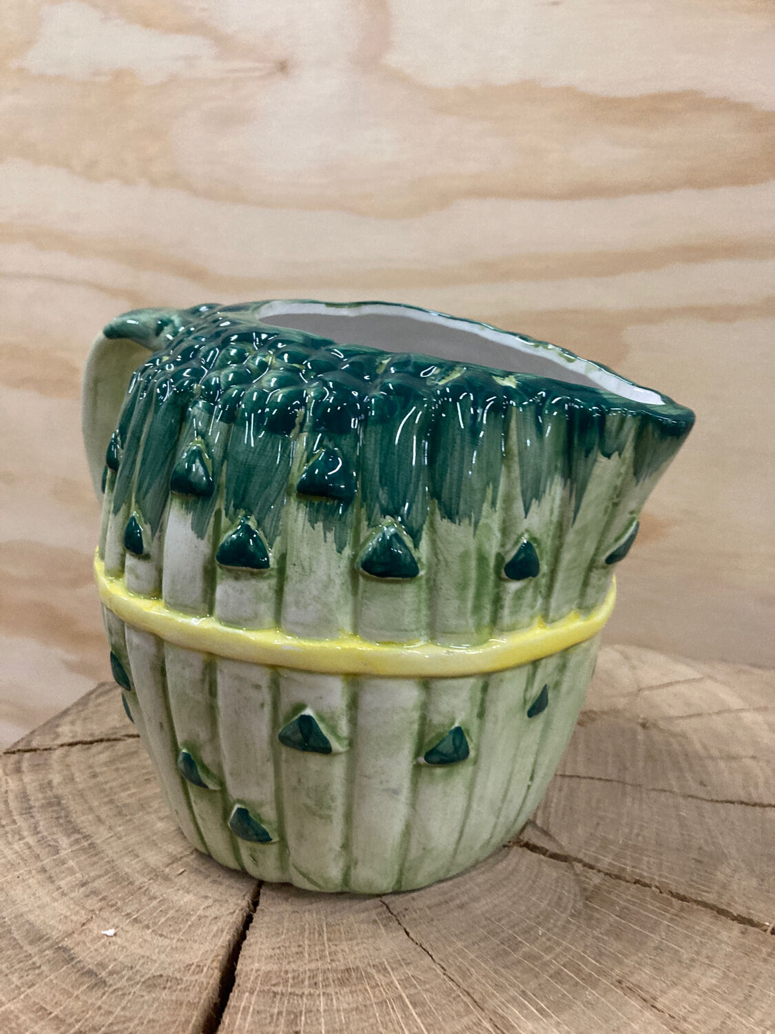 Ceramic asparagus slushy pitcher