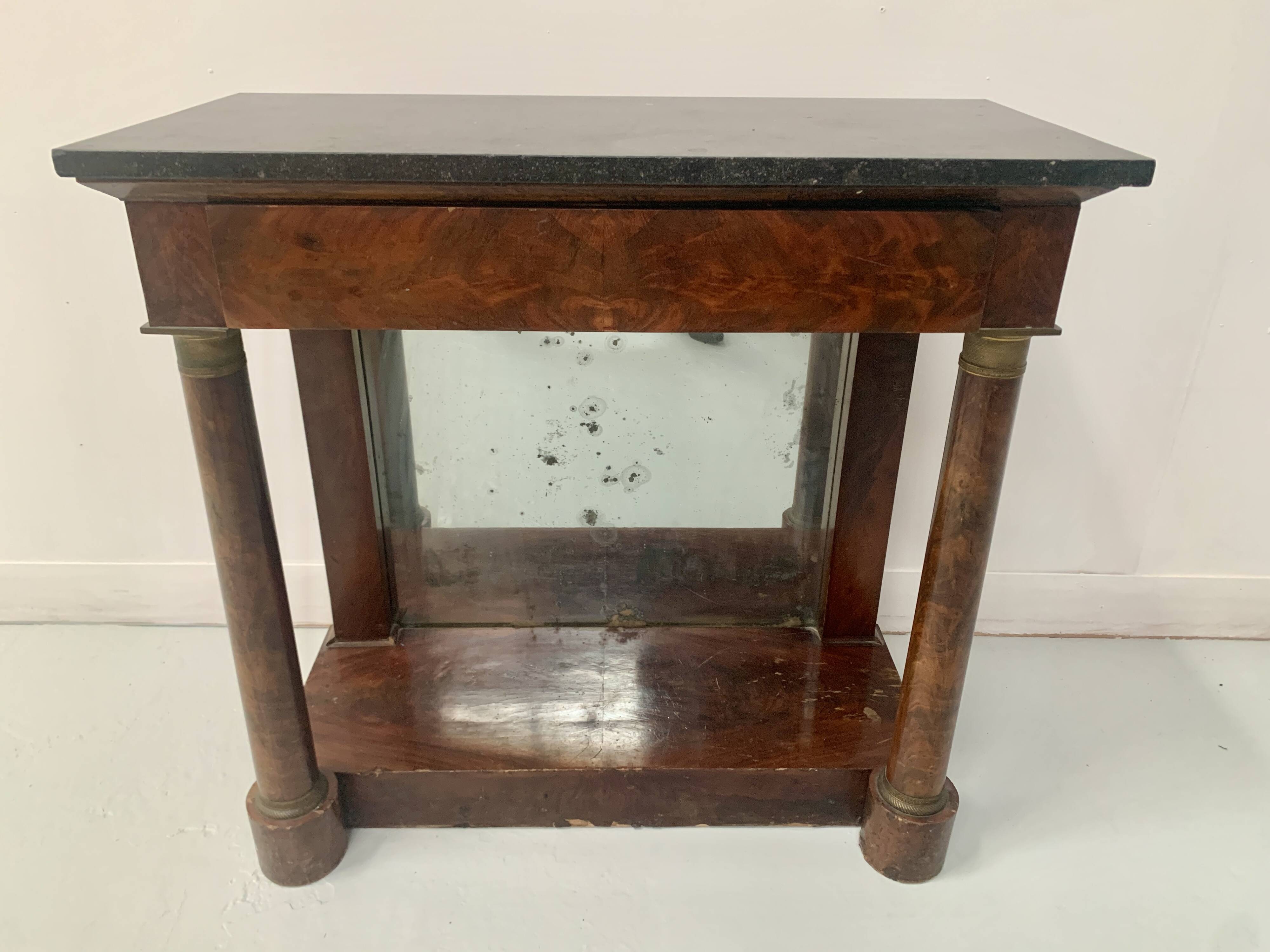 Console de style Empire à fond de miroir, XIXème siècle