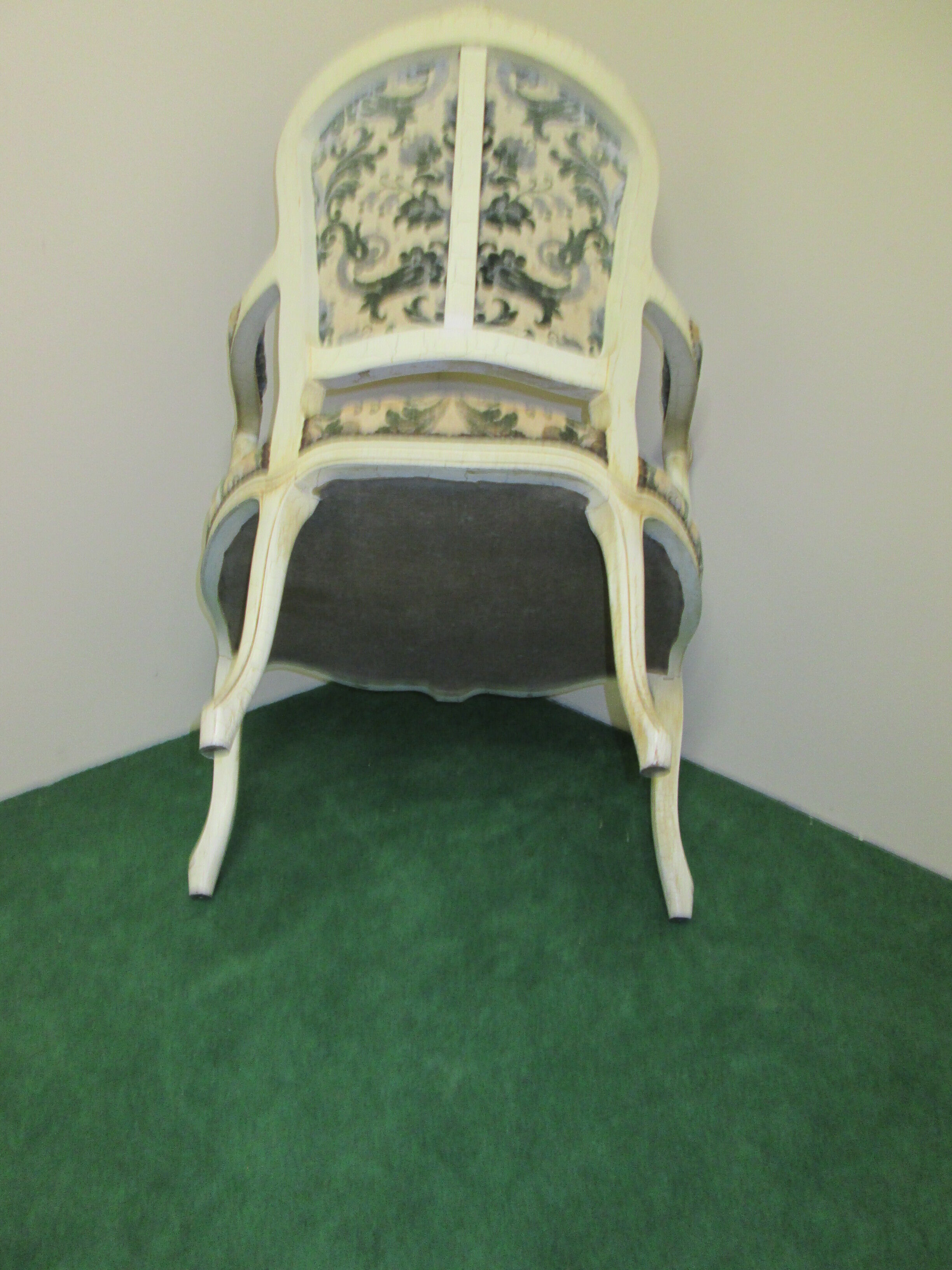 Fauteuil vintage de style Louis XV