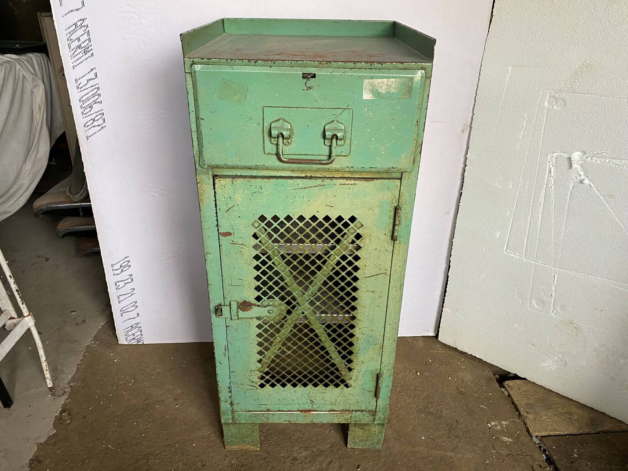 Cabinet with 1 door and 1 industrial metal drawer, 1950