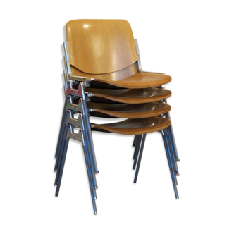 Lot de quatre chaises Piretti pour maison d’édition Castelli 1965'
