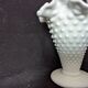 vase Fenton en opaline blanche