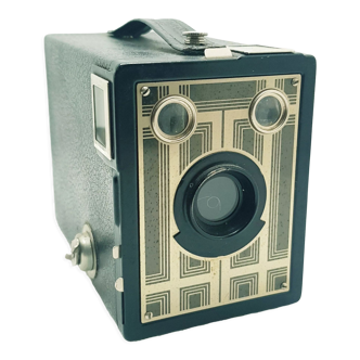 Six-20 Junior Brownie camera