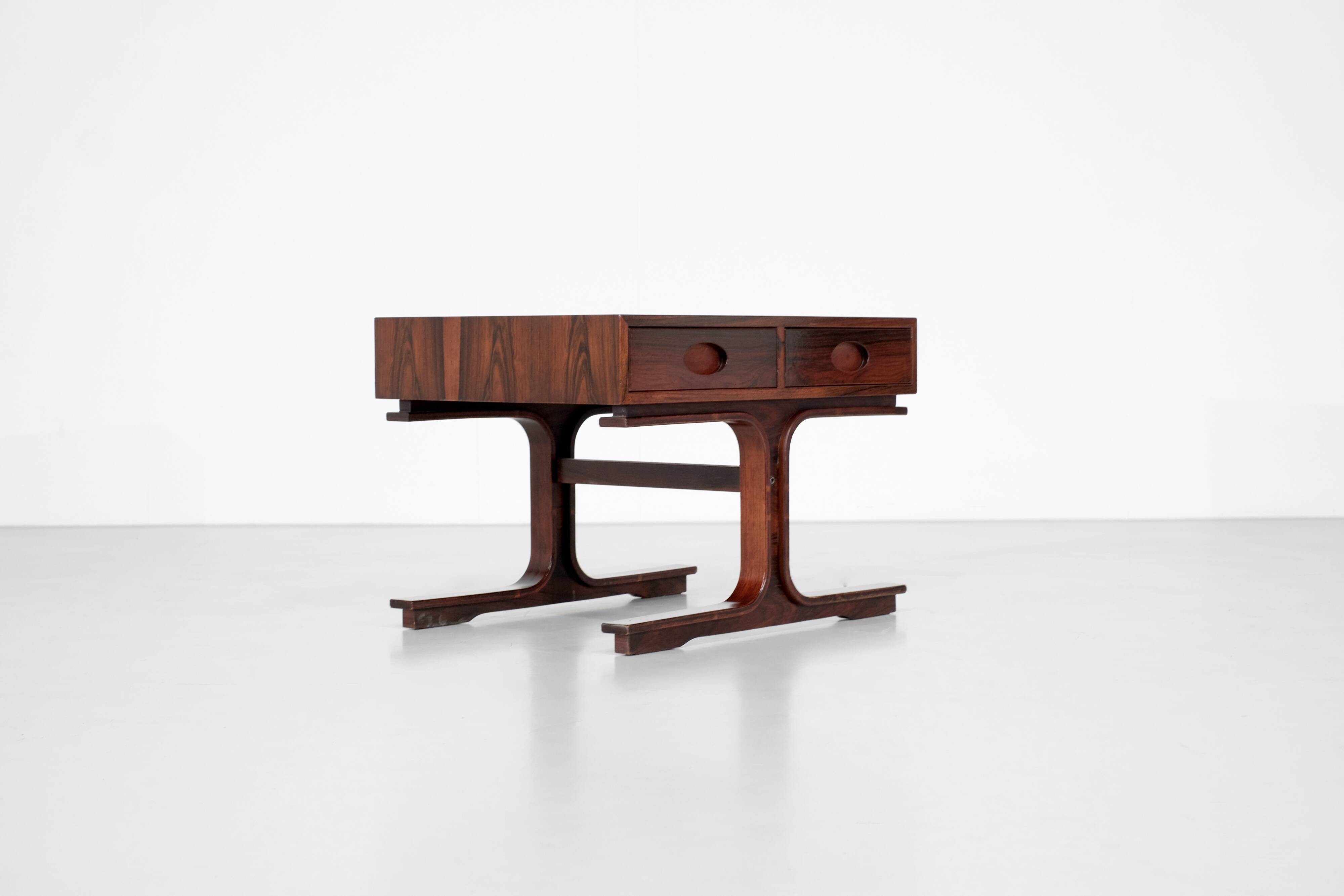 Table basse " 554 " par Gianfranco Frattini pour Bernini, Italie 1950