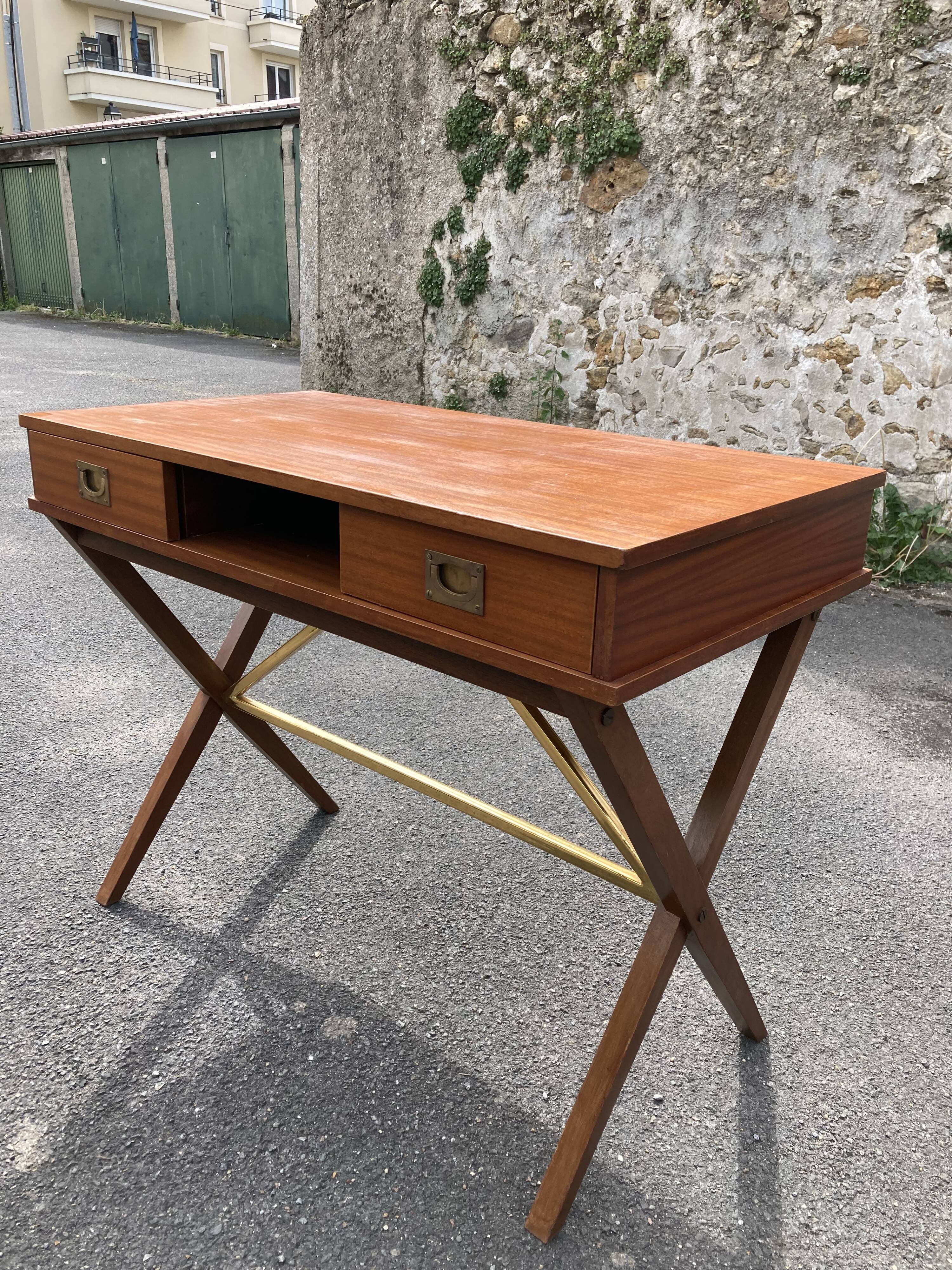 Scandinavian 60s teak desk with 2 drawers.
