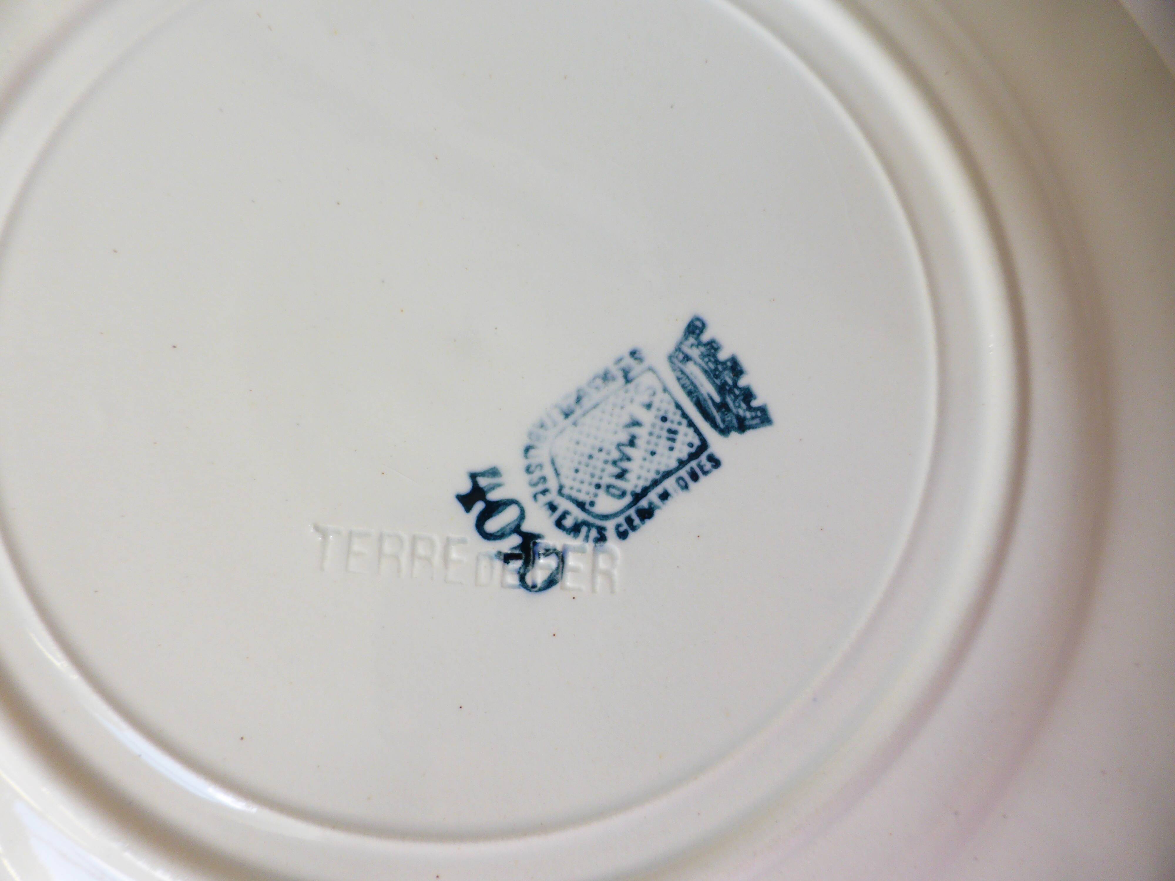 4 ironstone dinner plates from St Amand 220538