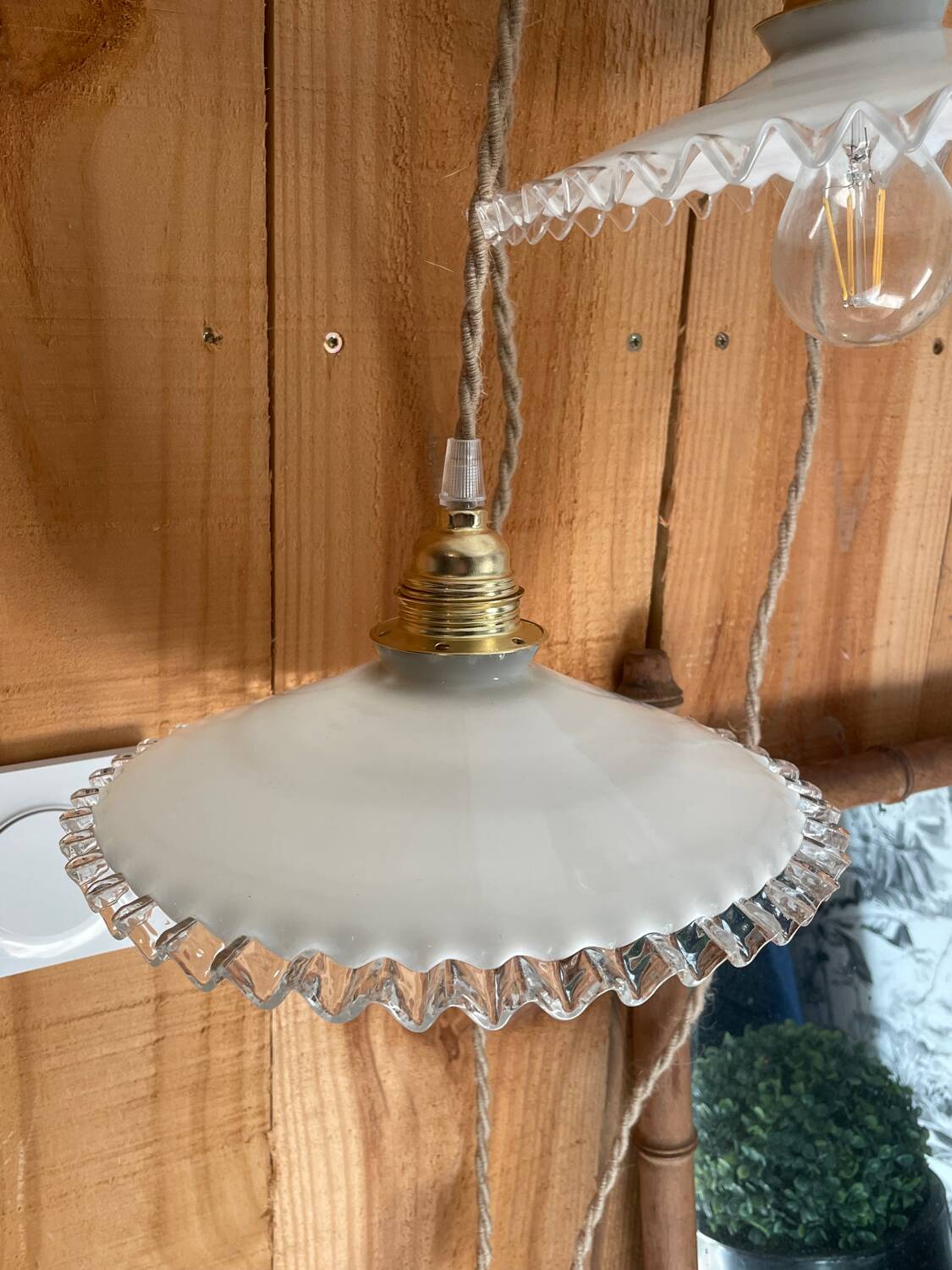Pair of lace-edged opaline portable lamps with cord wire